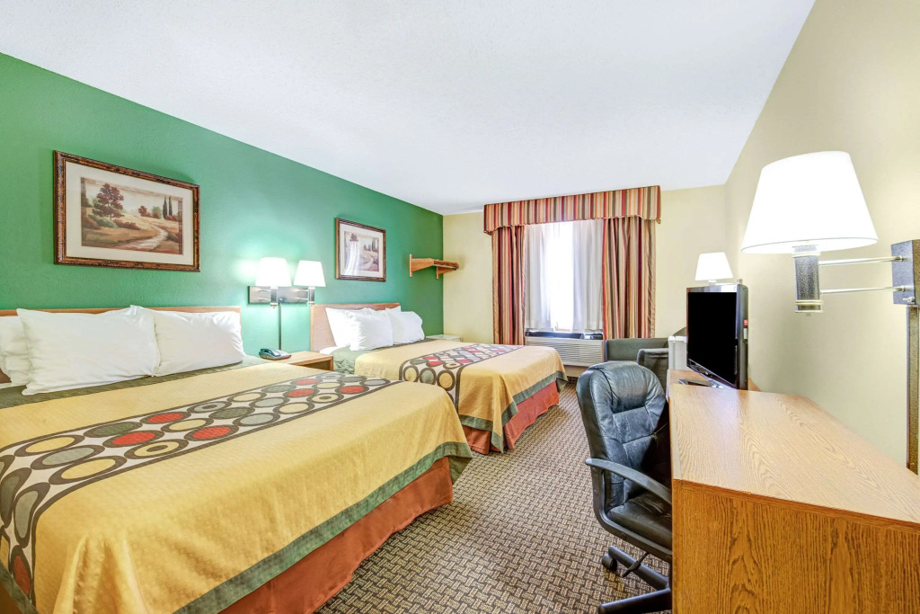 Super 8 by Wyndham McKinney/Plano Area