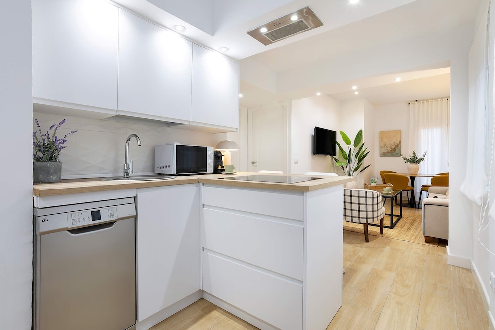 Central & Exclusive 2BD Apartment in Cordoba. Hinojo