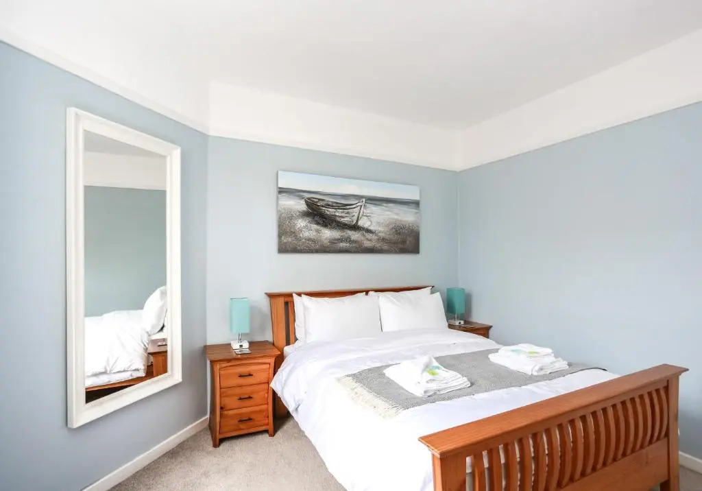 Sandy Shores- Beautiful 3 Bed Apartment near beach in North Berwick