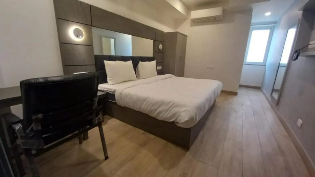 Hotel Royal Saffron By Majesta Stays