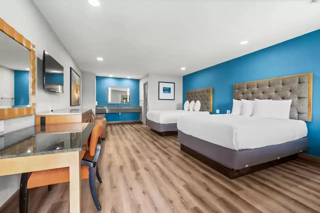 Econo Lodge Inn & Suites Sealy