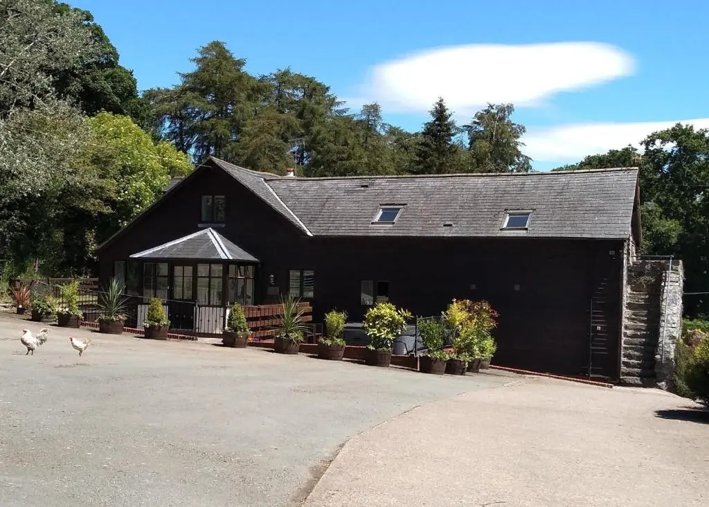 Sheep Dip Cottage - Cyfie Farm, with log burner and private hot tub