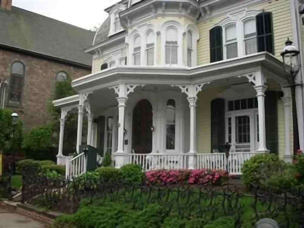 The Mansion Inn