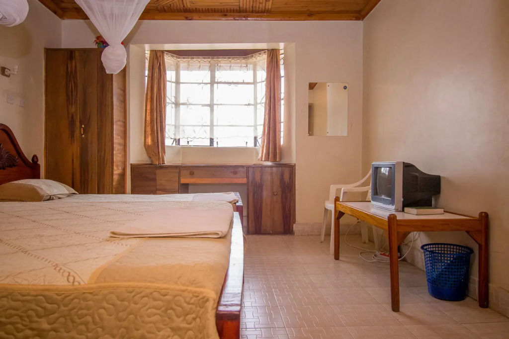 Hotel Genevieve