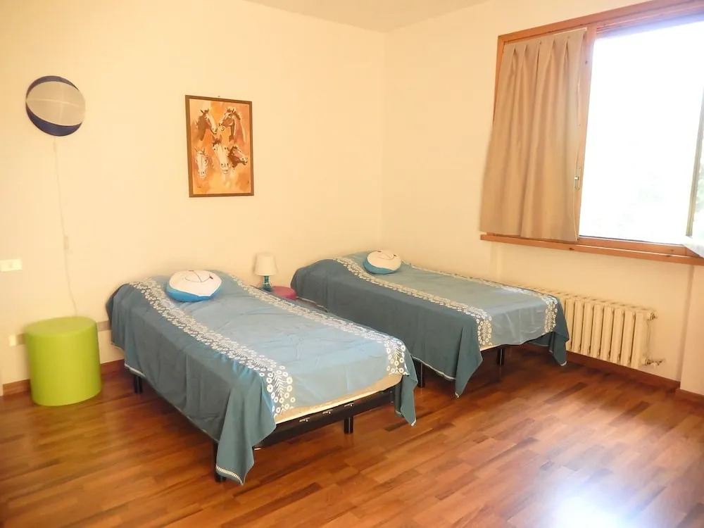 Pesaro - House in the Park to 4 km From the Sea. Peace and Absorbed Relax