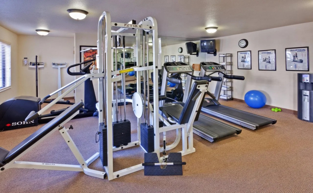 Staybridge Suites Glenview by IHG