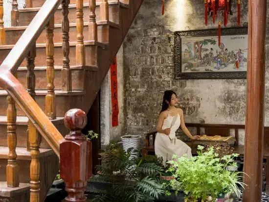Hanqing Hostel