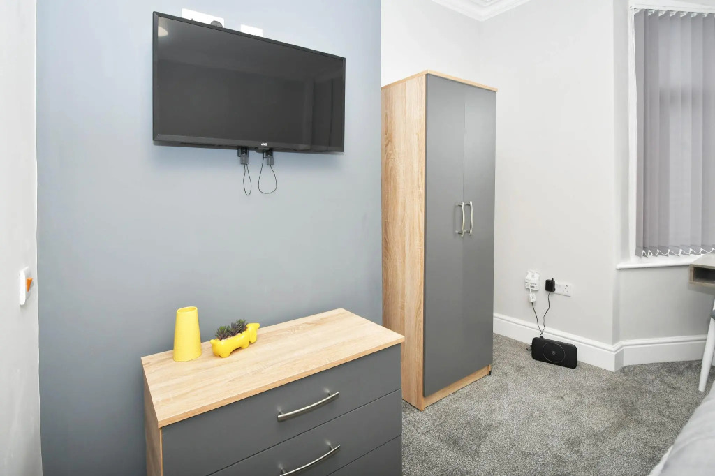 Townhouse @ Bucknall New Road Stoke