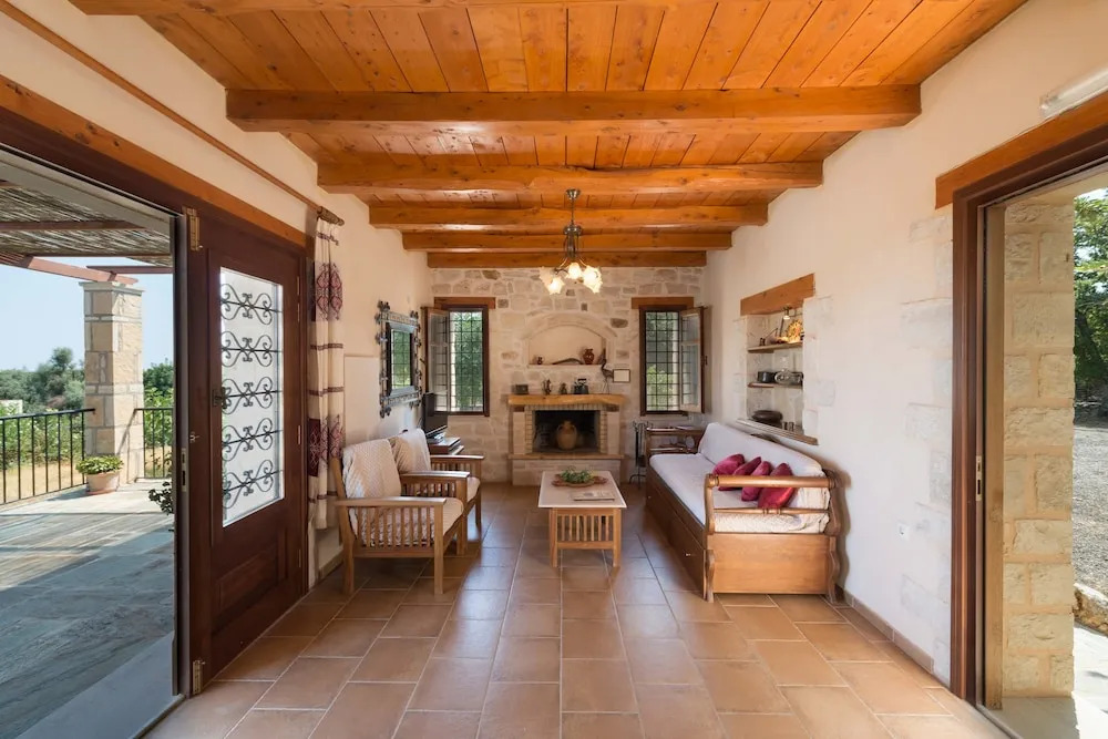 Asterion Villa by LeaderStay