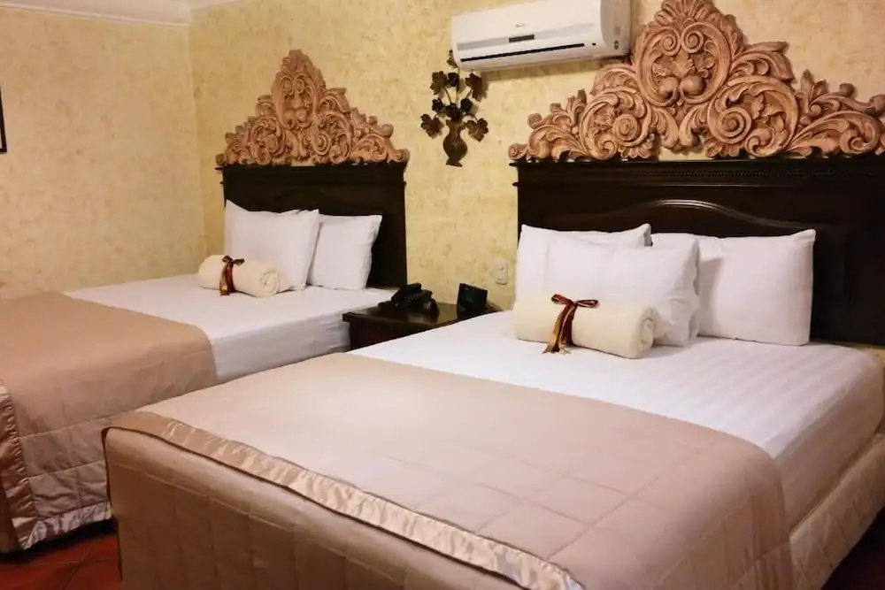 Hotel Genessis