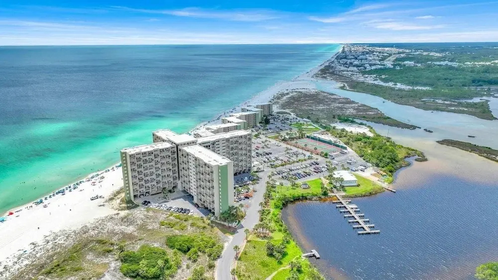 Pinnacle Port Penthouse #29 2 Bedroom Condo