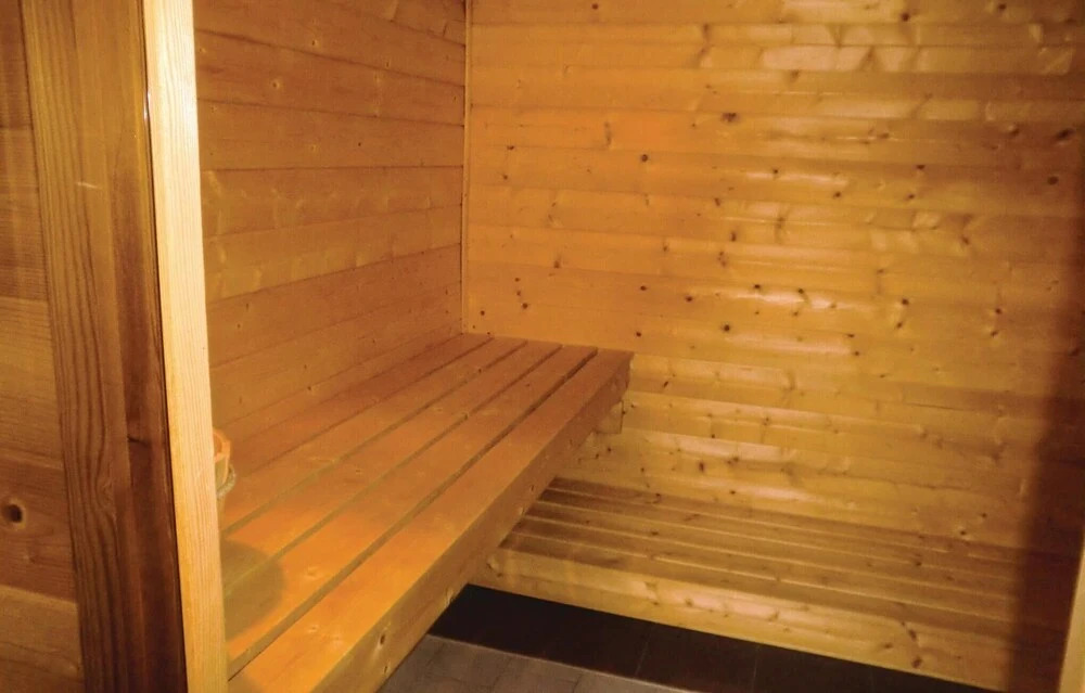 Nice Home In Güntersberge With Sauna