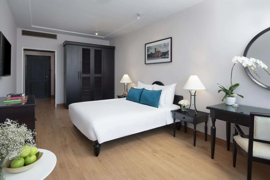 Hai Phong Harbour View Hotel