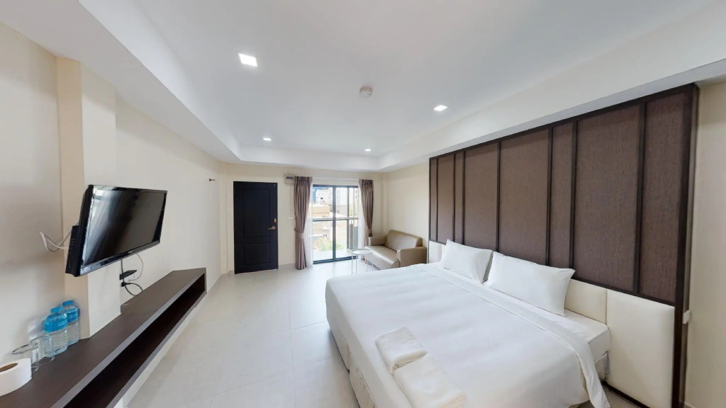 The Shade Residence