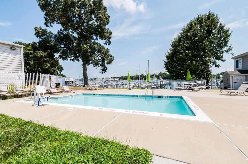 Quality Inn Solomons - Beacon Marina
