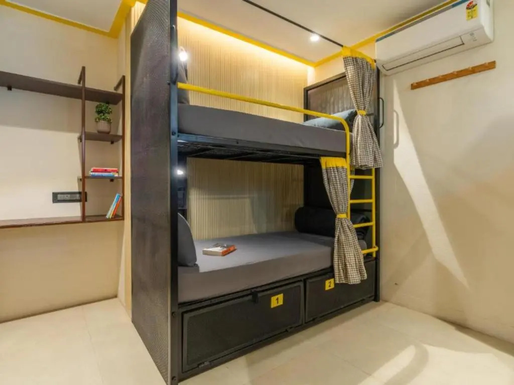 The Hosteller Mumbai, International Airport