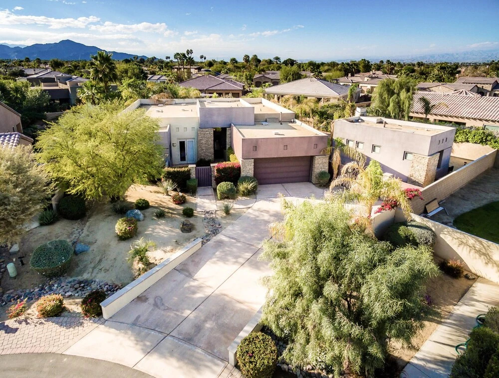 Whispering Palms by AvantStay | WALK TO COACHELLA | Pool & Hot Tub | Sleeps 16!