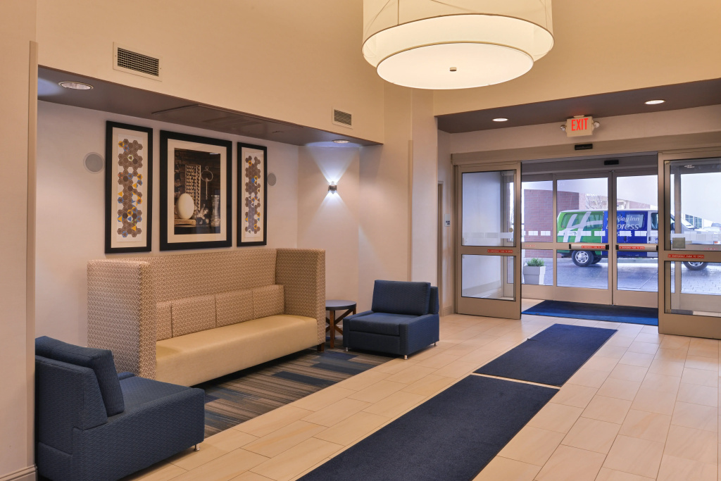 Holiday Inn Express Sacramento Airport Woodland by IHG