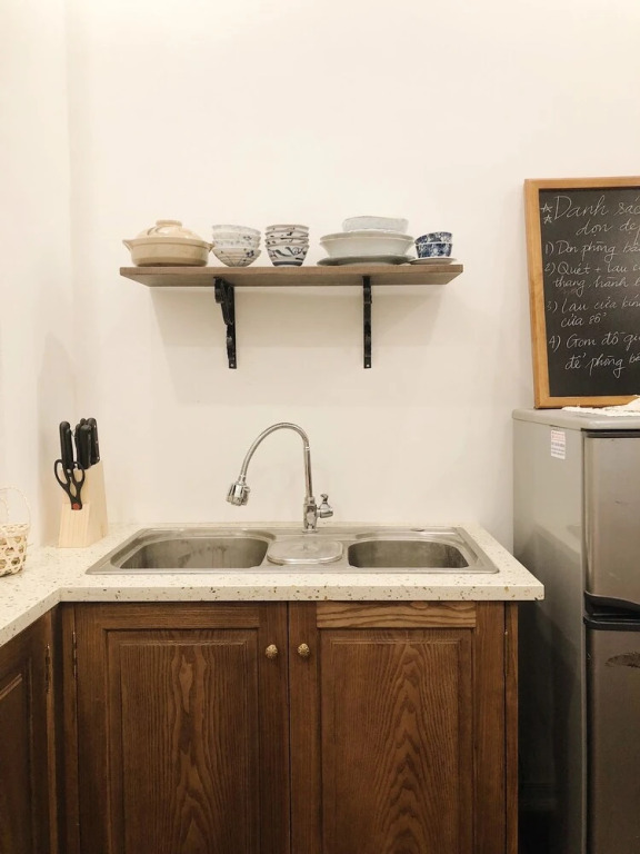 Chloe & Leo Homestay