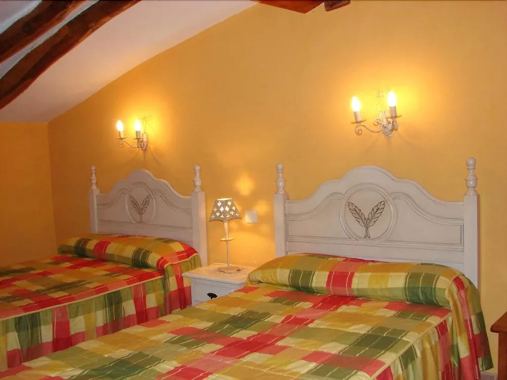 Casas rurales LA LAGUNA y LA BUHARDILLA DE LA LAGUNA