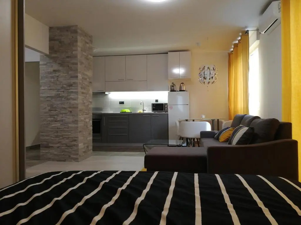 Apartment Oasis BANOVO BRDO-ADA CIGANLIJA