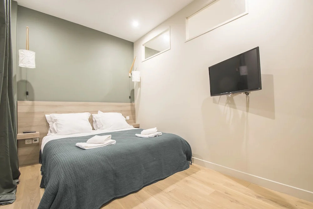 Luxury Apartment in Paris - République