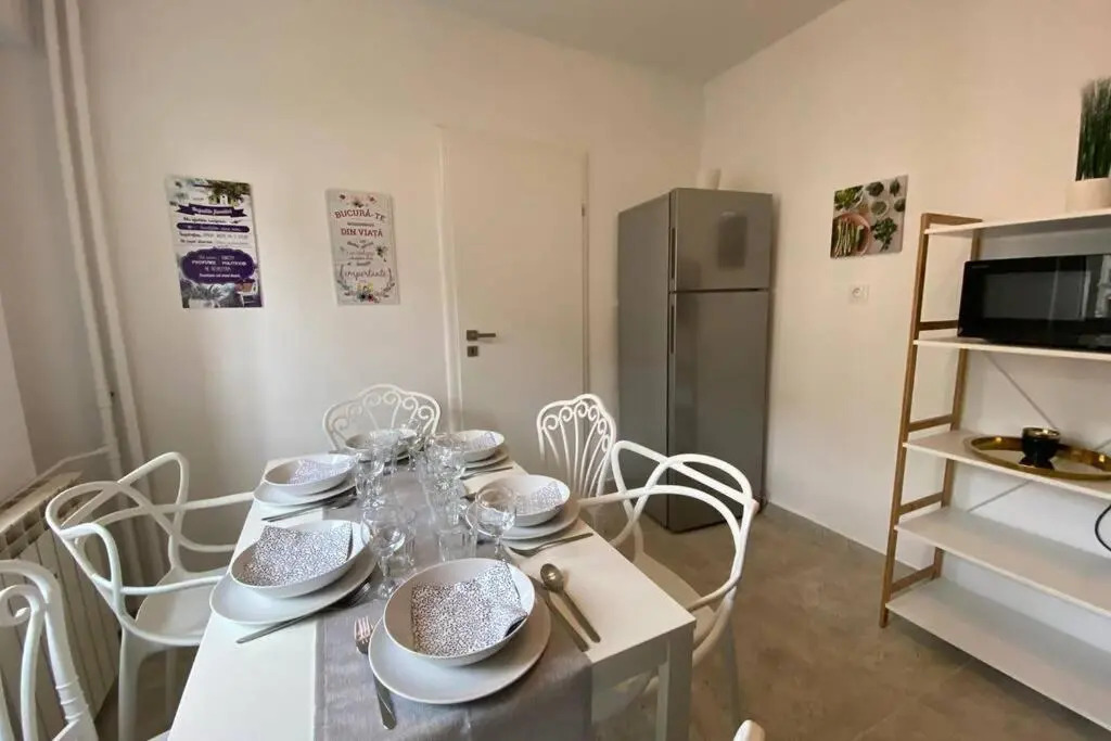New Luxury Flat in front of the Parliament at Unirii