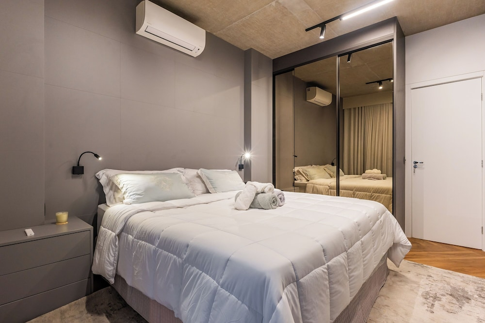 StayHome Duplex Luxuoso 105m2 Faria Lima