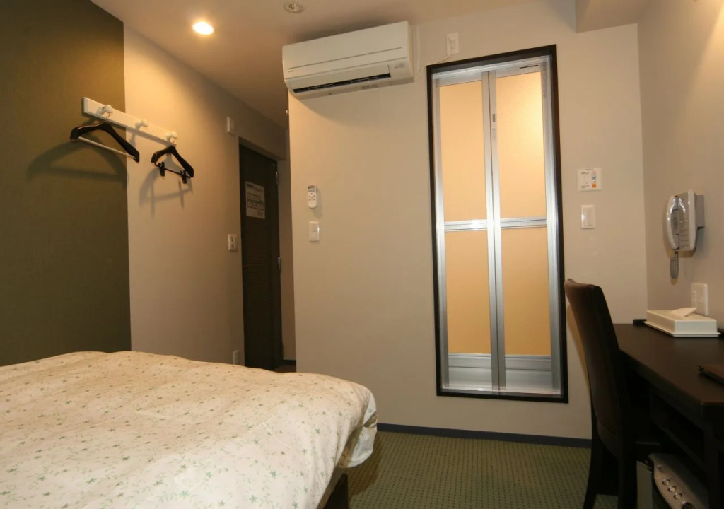 Yokohama Town Hotel