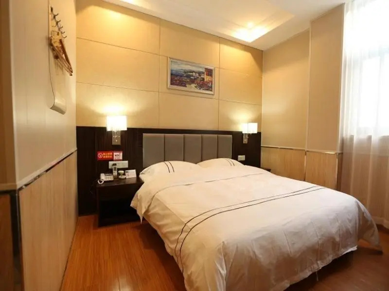 Shell Hotel Shanghai Qingpu National Convention and Exhibition Centre Xinfeng Middle Road