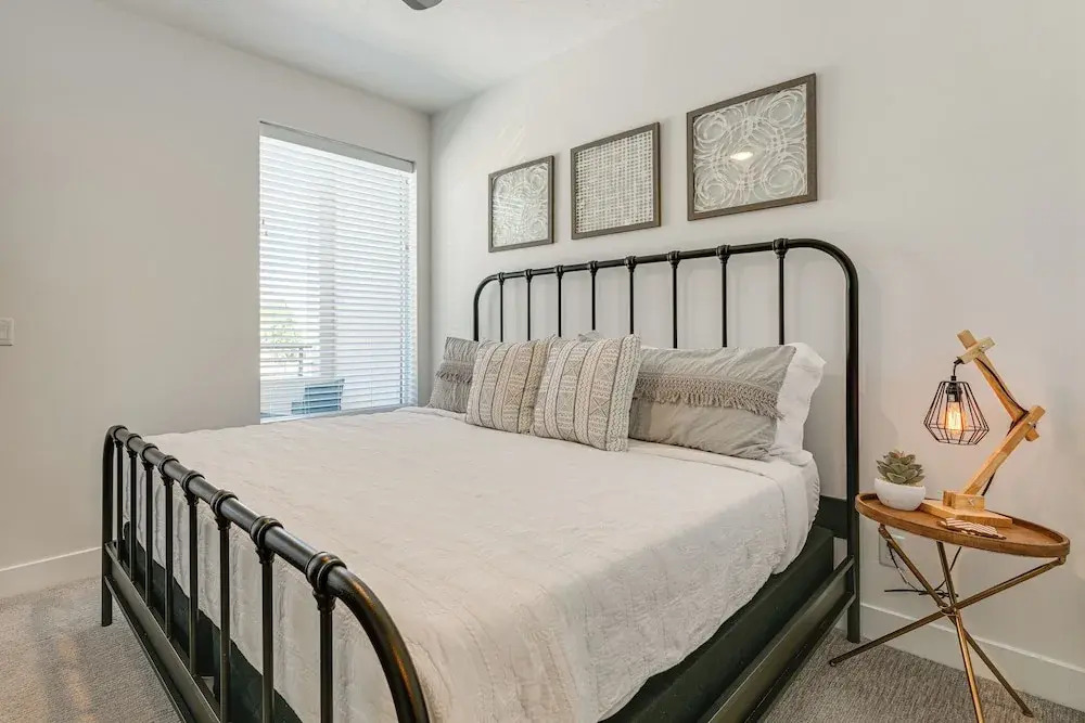 7 Mi to Snow Canyon: Townhome w/ Arcade Games!