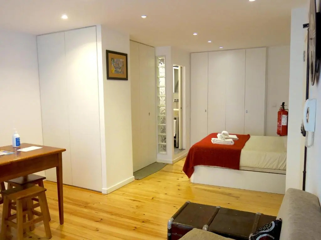 Cozy Studio in Mouraria with AC