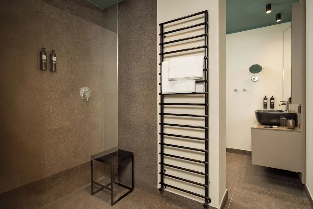 WANDERLUST HOTEL & APARTMENTS - SUITE & SPA - Bardolino, Lago di Garda - Verona
