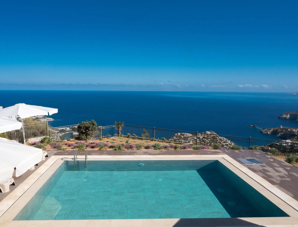 Villa Eolos with private pool