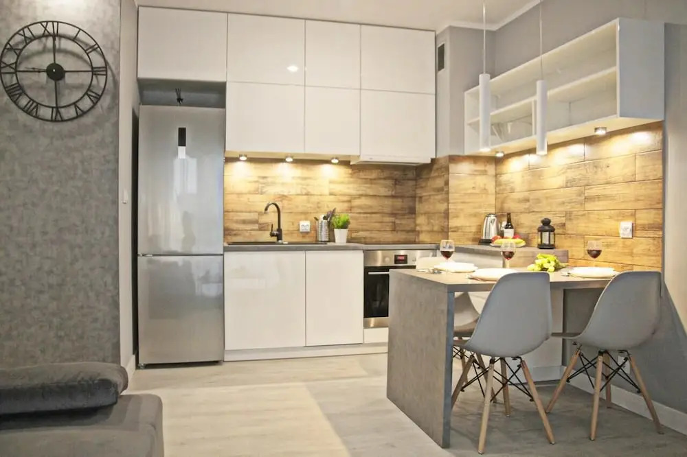 BP Apartment IV