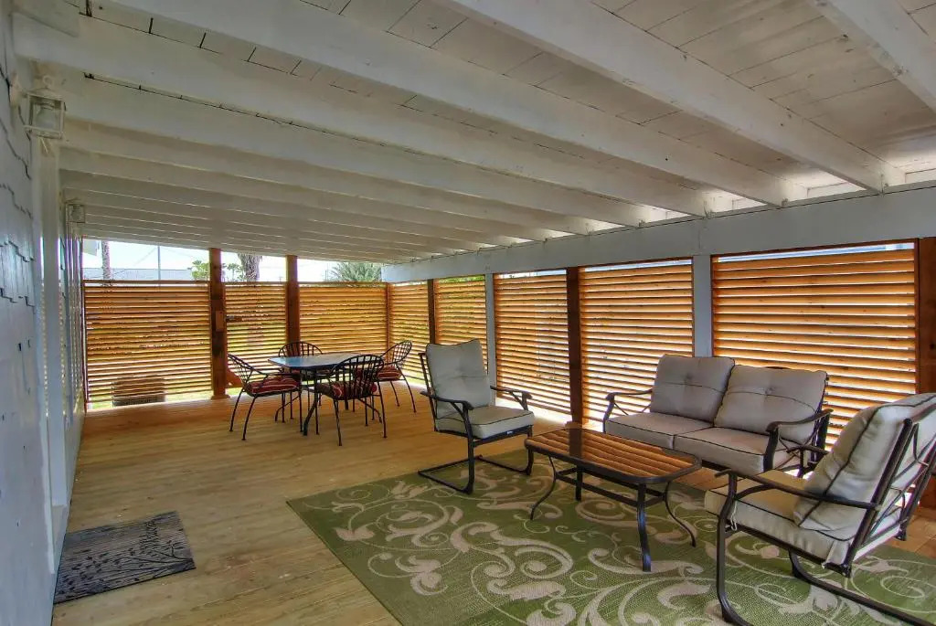 Hurricane Harbour Ss523h Cottage