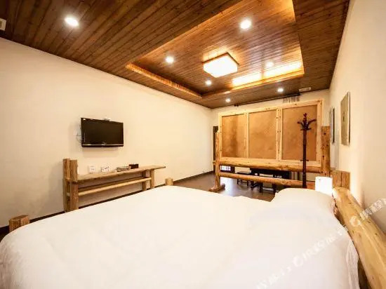 Wuyishan Jiulong Bay Yijia Courtyard Inn