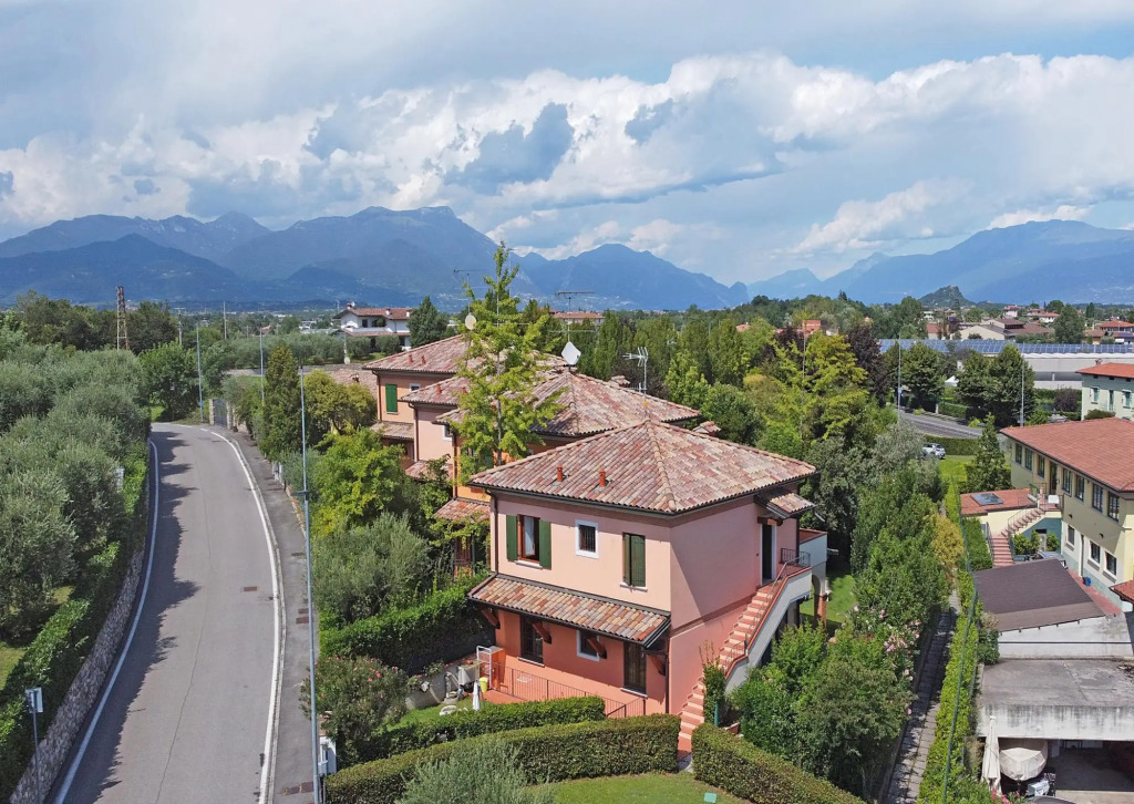 Casa Monte Cicogna PT 1 by Wonderful Italy