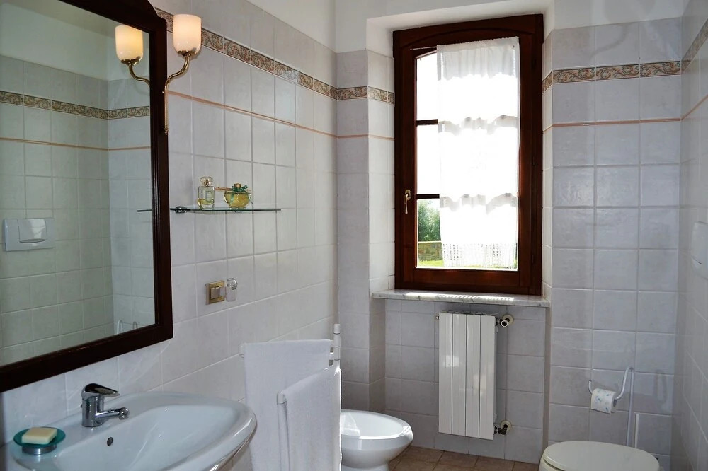 Apartment With one Bedroom in Volterra, With Wonderful Mountain View,