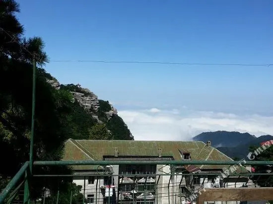 Big Foot Youth Hostel