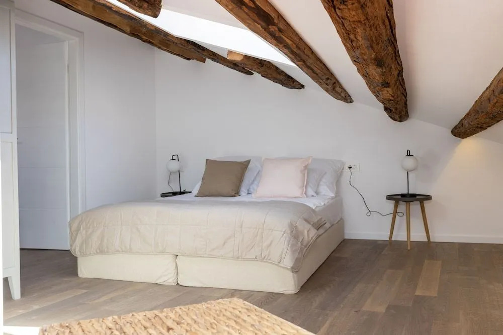 The View Apartment Old Town by Irundo