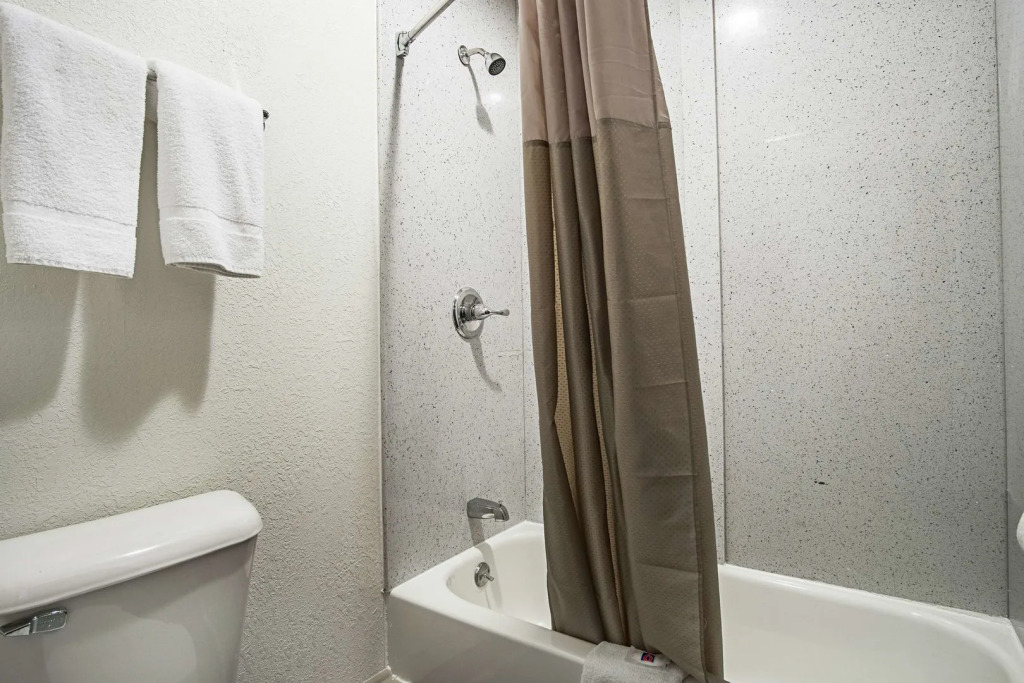 Motel 6 Manchester TN