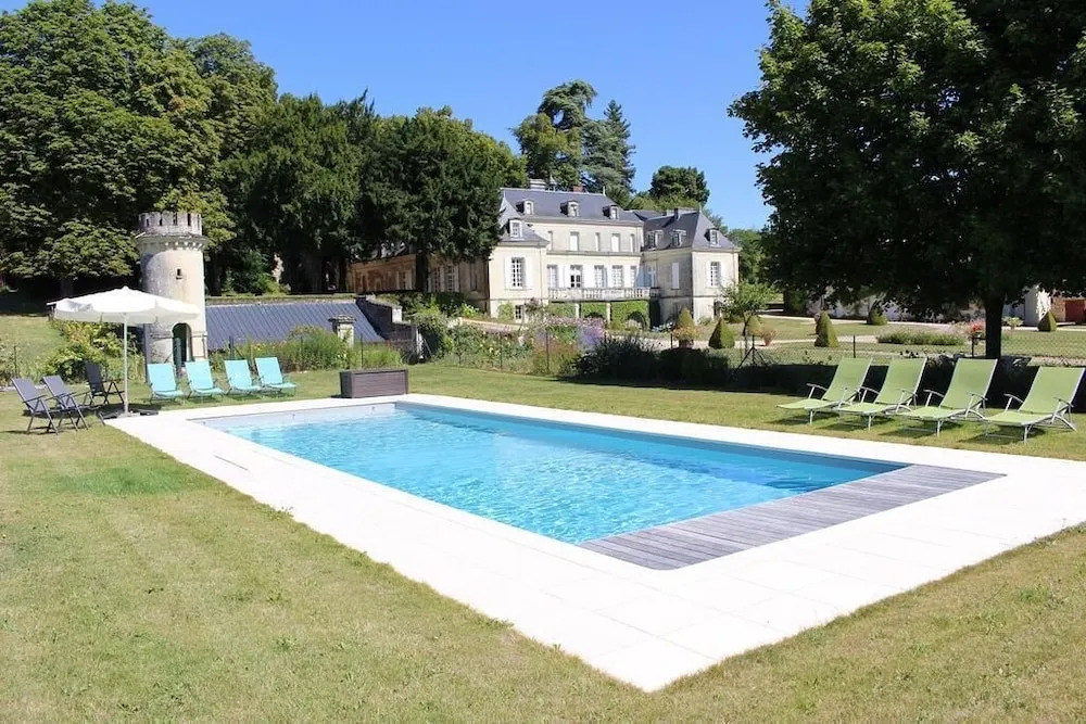 Chambres dHôtes Le Château de la Plante