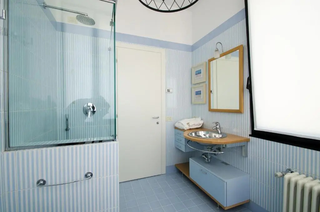 Like Home Boutique Hotel 3 min, Orio Airport