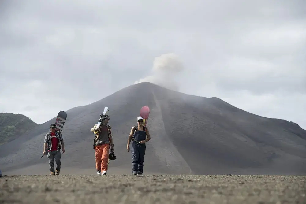 Volcano Roaring Front