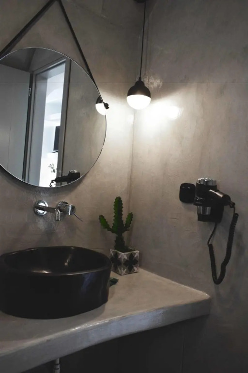 Emery Suites