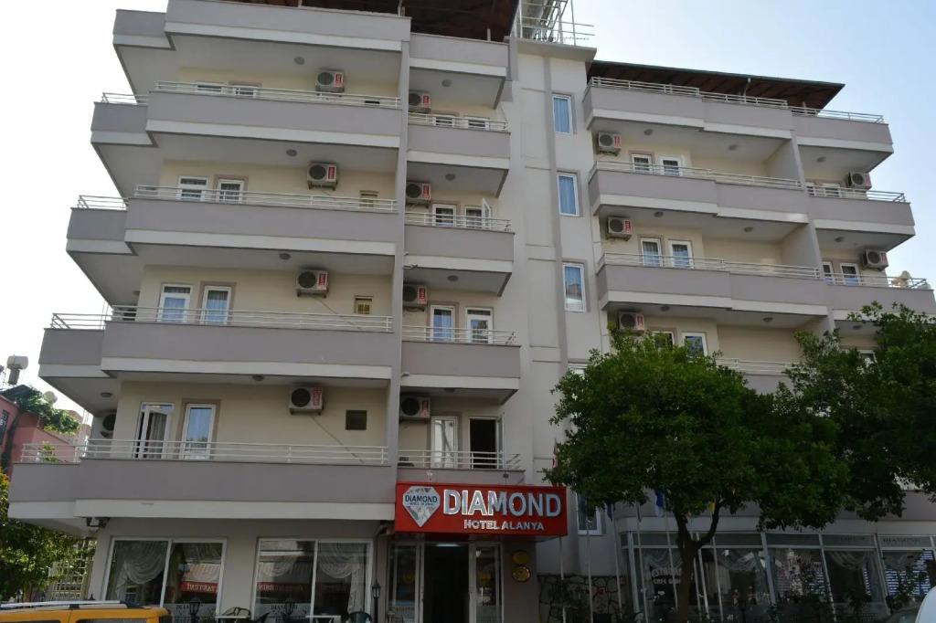 Kadeer Hotel