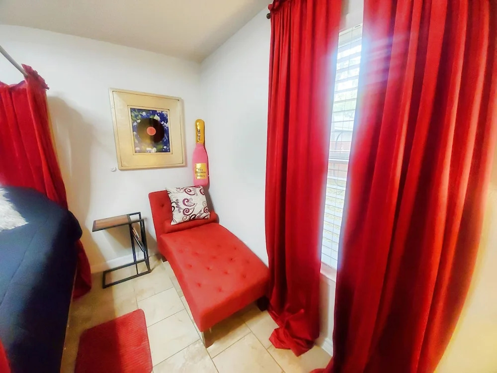 Austin Uncommon Room Rentals
