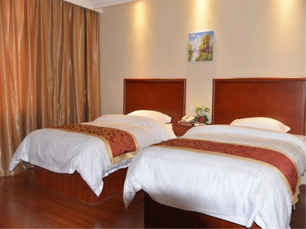 GreenTree Inn BeiJing TongZhou District XuXinZhuang Town TongShun Road CaoSi Village Shell Hotel