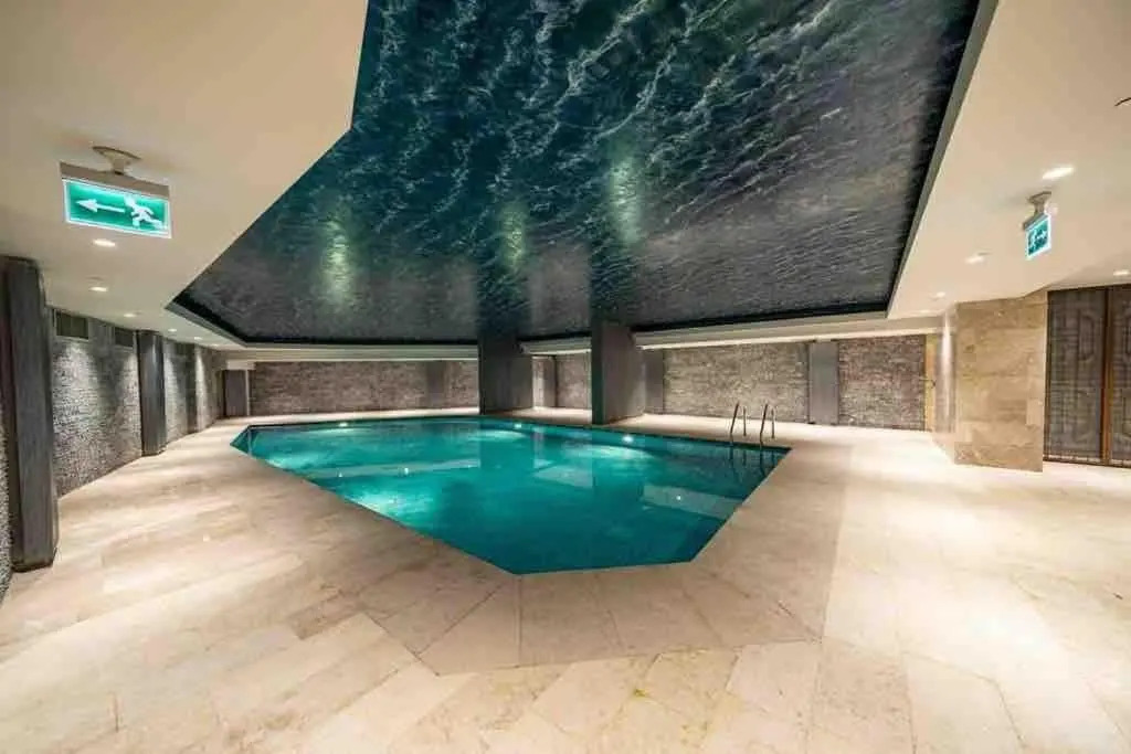 Luxury apartment- Pool, Parking & Gym in Beyoglu